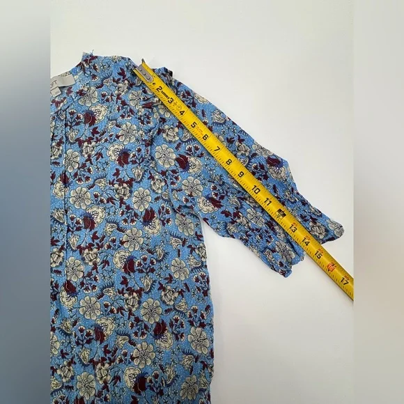 LOFT Blue Floral Blouse - Picture 5 of 11